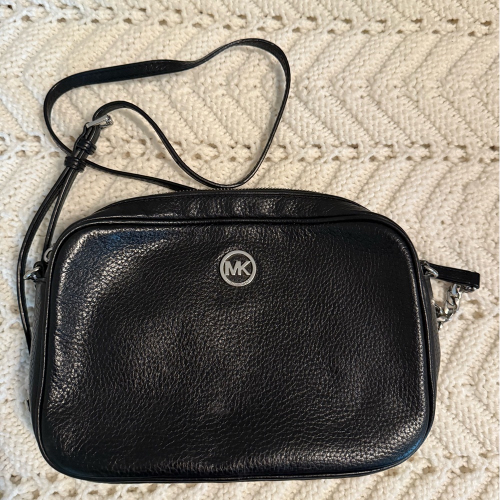 Michael Kors Black Pebbled Leather bag